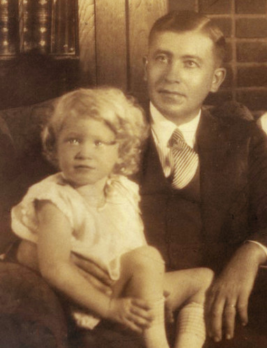 CROPPED Family Photo circa 1927